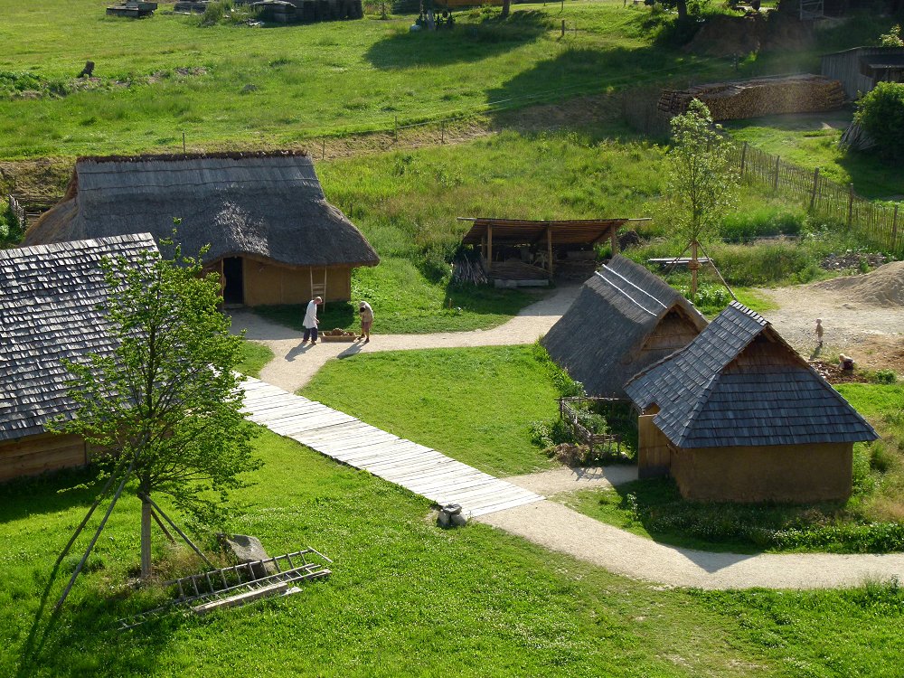 Slawisches Dorf im Geschichtspark