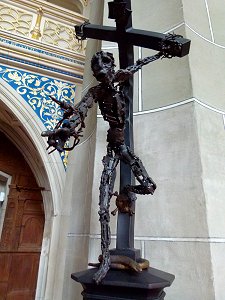 Kruzifix in der Marktkirche in Halle