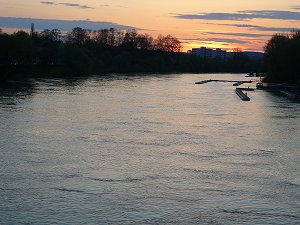 Sonnenuntergang an der Donau