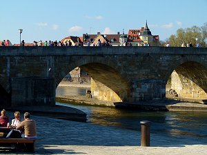 Mittelalterliche Brückenbögen